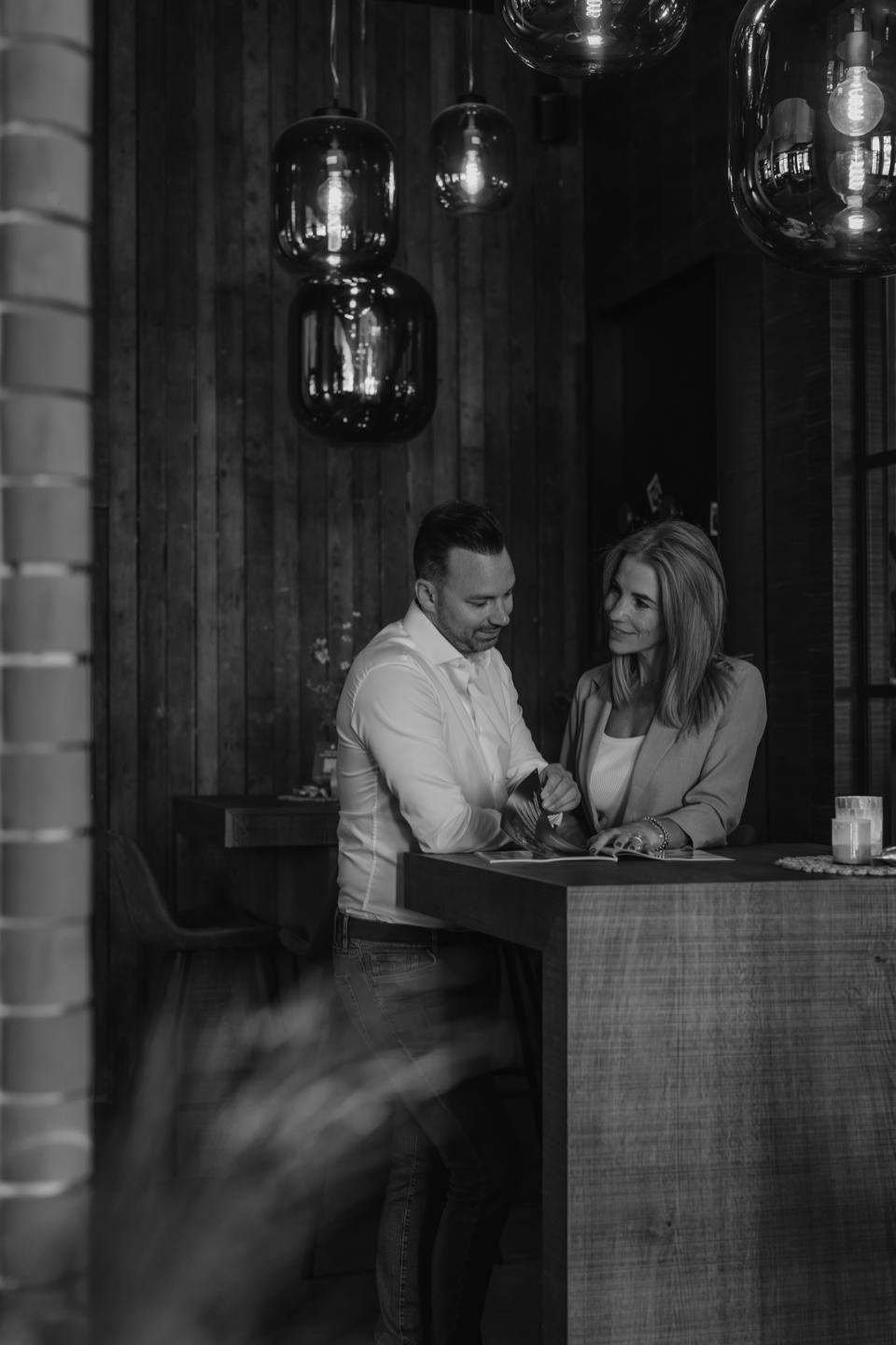 Rob en Babette in overleg